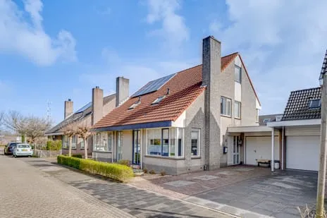 Tussenwoning te koop: Prunuslaan 18, Sint Pancras