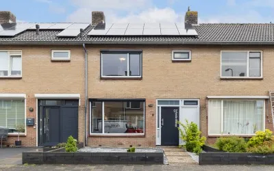Tussenwoning te koop: Ptolemaeusstraat 7, Anklaar Apeldoorn