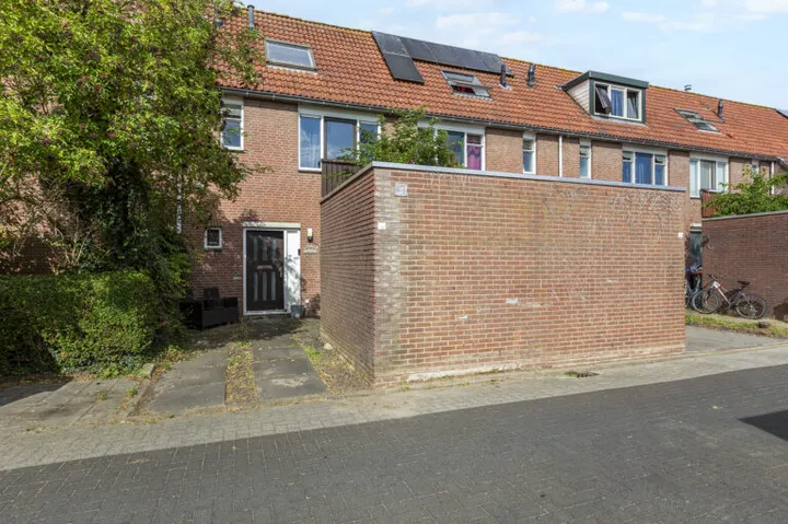 Terraced house for sale: Purmer 18, Lelystad-Haven Oost Lelystad