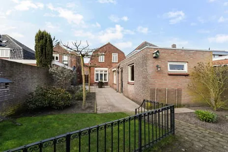 Vrijstaande woning te koop: Putstraat 29, Centrum Waalwijk