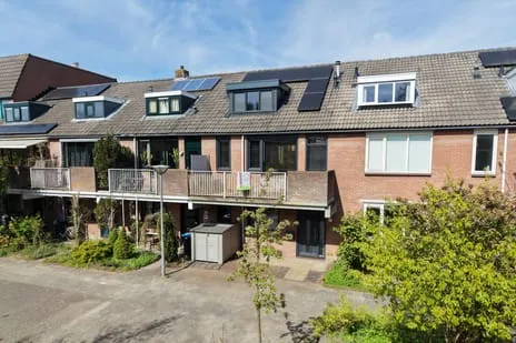Tussenwoning te koop: Pyreneeën 48, Lunetten-Zuid Utrecht