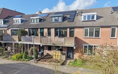 Tussenwoning te koop: Pyreneeën 48, Utrecht