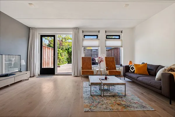 Tussenwoning te koop: Pyrmontstraat 23, Horstlanden-Stadsweide Enschede