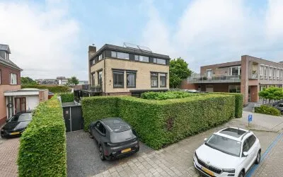 Vrijstaande woning te koop: Raadhuislaan 4, Mijdrecht Dorp Mijdrecht