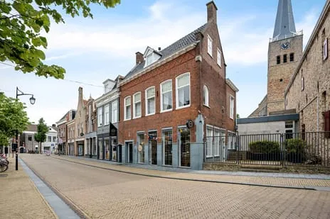 Apartment for rent: Raadhuisplein 10A, Franeker Binnenstad Franeker