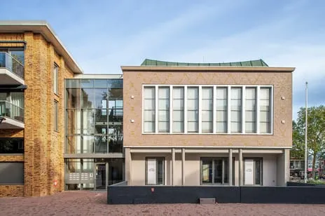 Appartement te koop: Raadhuisplein 1B1, Centrum Zevenaar