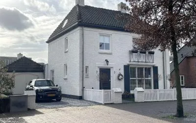 Vrijstaande woning te koop: Raadhuisplein 5, Centrum Drunen Drunen