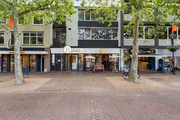 Appartement te koop: Raadhuisplein 9B, Centrum Zevenaar