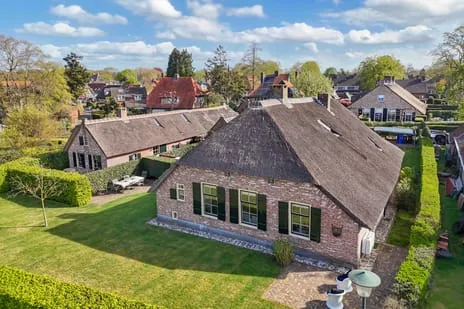 Vrijstaande woning te koop: Raadhuisstraat 16, Blaricum-Dorp Blaricum