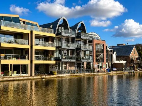 Appartement te koop: Raadhuisstraat 251A, Alphen Aan Den Rijn