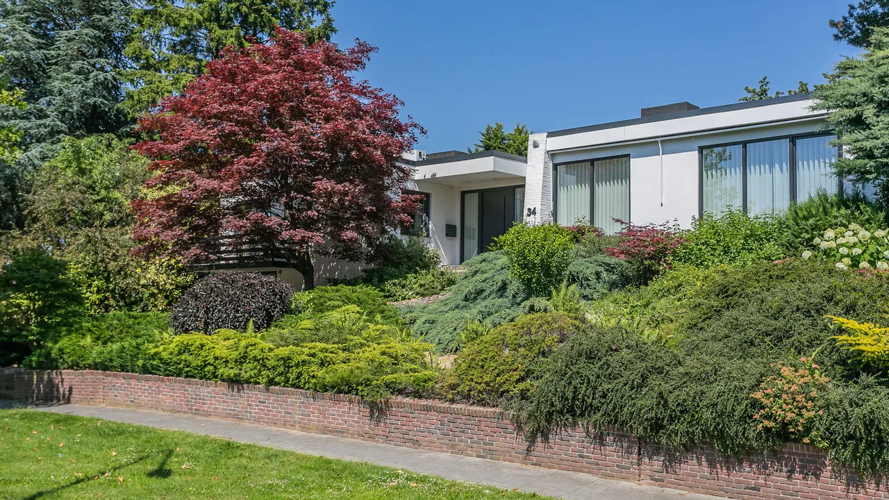 Vrijstaande woning te koop: Raadhuisstraat 34, Brunssum