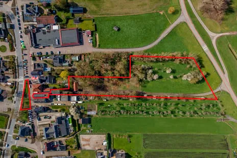 Twee-onder-één-kap te koop: Raadhuisstraat 42, Maurik Maurik