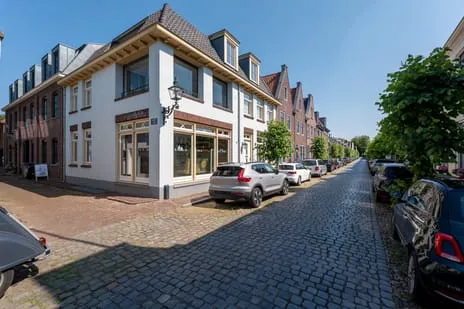 Apartment for sale: Raadhuisstraat 6, Naarden Vesting Naarden