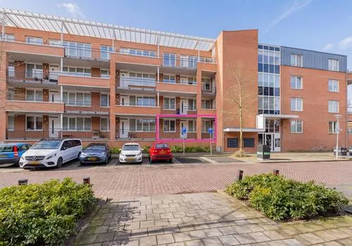 Appartement te koop: Raadhuisstraat 63, Heemskerk