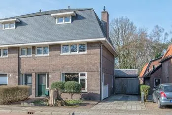 Twee-onder-één-kap te koop: Raadhuisstraat 82, Aalst Waalre