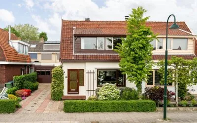 Twee-onder-één-kap te koop: Raadhuisweg 113, Reeuwijk-Brug-Noord Reeuwijk