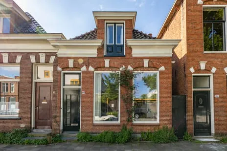 Twee-onder-één-kap te koop: Rabenhauptstraat 68, Rivierenbuurt Groningen