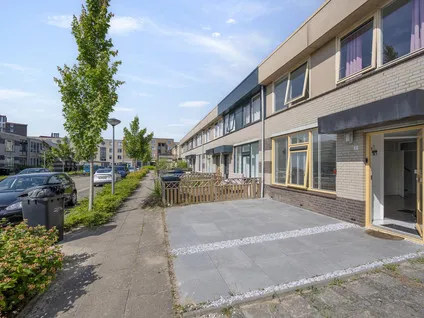 Tussenwoning te koop: Rachmaninovstraat 21, Muziekwijk Z.-Noord Almere