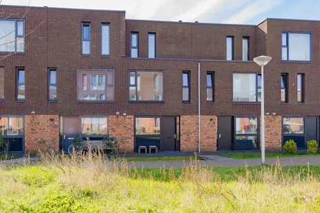 Tussenwoning te koop: Radarstraat 107, Saturnusbuurt Ijmuiden