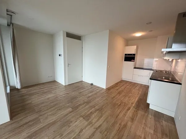 Appartement te huur: Radarweg 342, Sloterdijk Stationskwartier Amsterdam