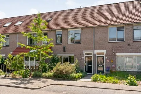 Tussenwoning te koop: Radenlaan 45, Gerenbroek Zwolle