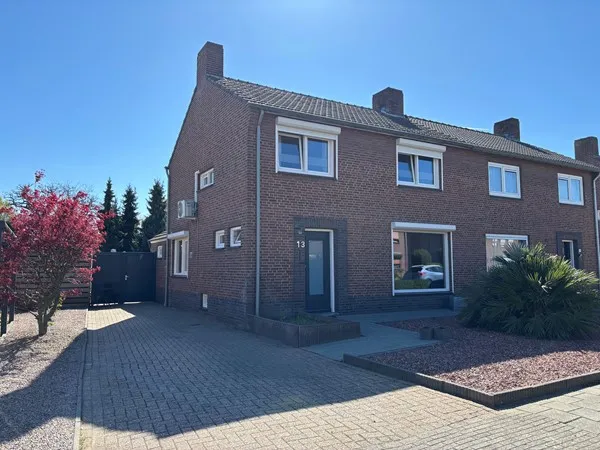 Twee-onder-één-kap te koop: Raevenstraat 13, Kern Ittervoort Ittervoort