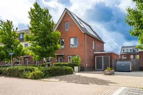 Hoekwoning te koop: Rammenas 17, Roelofarendsveen Roelofarendsveen