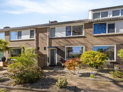 Tussenwoning te koop: Randweg 12, Meppel