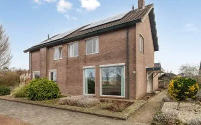 Twee-onder-één-kap te koop: Randweg 146, Schildersbuurt Meppel