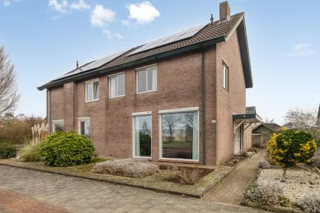 Twee-onder-één-kap te koop: Randweg 146, Schildersbuurt Meppel