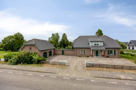 Vrijstaande woning te koop: Randweg 2, Prinsessenbuurt Lekkerkerk