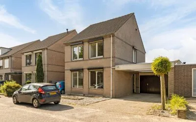 Tussenwoning te koop: Ranonkel 15, Landweert 3 Venray