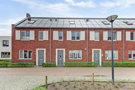 Tussenwoning te koop: Ranonkel 22, Vijfhoeven Vlijmen