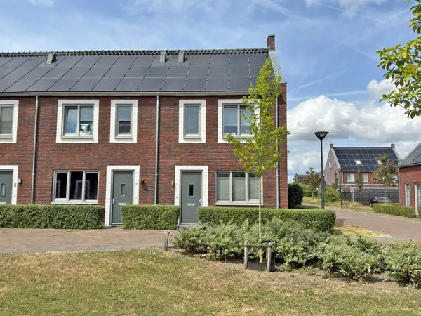 Corner house for rent: Ranonkel 41, Vijfhoeven Vlijmen