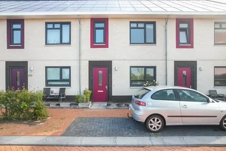 Tussenwoning te huur: Ranonkellaan 253, Flora West Lelystad