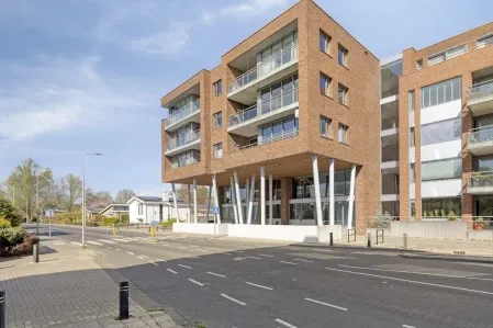 Appartement te koop: Ranonkelstraat 153, Hoogwerf-Zuid Spijkenisse