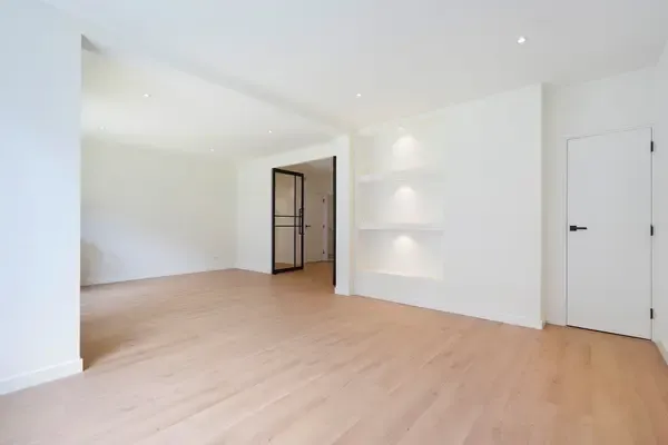 Appartement te koop: Ranonkelstraat 171, Bloemenbuurt-West 'S-Gravenhage