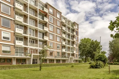 Appartement te koop: Ranonkelstraat 339, Bloemenbuurt-West 'S-Gravenhage