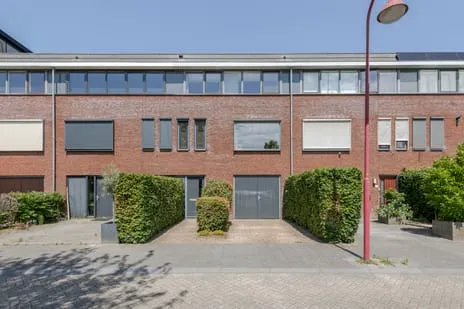 Tussenwoning te koop: Raperbeek 12, De Burgt Barneveld