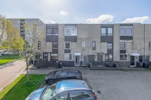 Tussenwoning te koop: Rapsodie 3, Zaandam