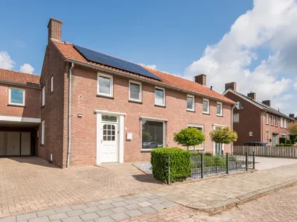 Terraced house for sale: Rasstraat 10, Budel Budel