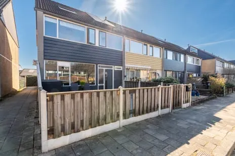 Hoekwoning te koop: Ratelaar 22, Sluisoord Apeldoorn