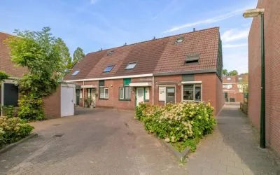 Hoekwoning te koop: Ravelijn 61, Aetsveld-Noord Weesp