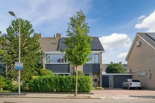Twee-onder-één-kap te koop: Ravelstraat 36, Zwolle
