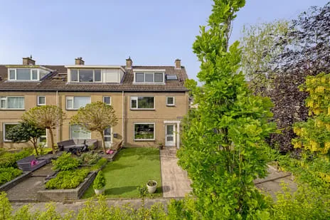 Hoekwoning te koop: Ravelstraat 48, Componistenbuurt Lisse