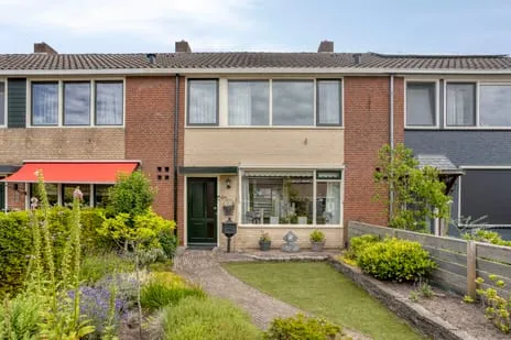 Tussenwoning te koop: Ravenhorst 44, Rietmolen Rietmolen