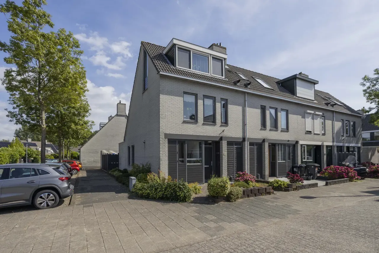 Hoekwoning te koop: Ravensbos 68, Hoofddorp