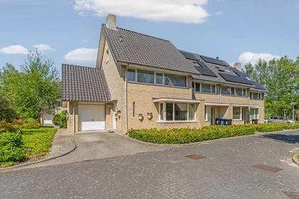 Hoekwoning te koop: Razeil 52, Noorderplassen W.-West Almere
