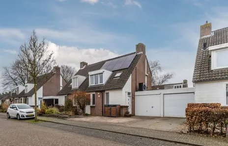 Tussenwoning te koop: Reaalhof 7, Brouwershof Valkenswaard