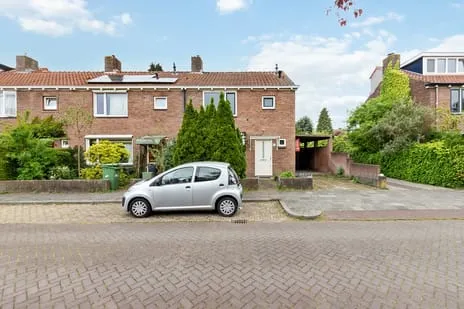 Hoekwoning te koop: Reaumurlaan 13, Noord Hilversum